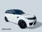 2022 Land Rover Range Rover Sport HST z VIN SALWS2RU2NA220XXX, wystawiony jako Copart lot #61945615 z przebiegiem 36 952 mil mil oraz Czysty tytuł • Clean title. Historia ofert i sprzedaży dostępna na DreamBid. Obrazek 1.