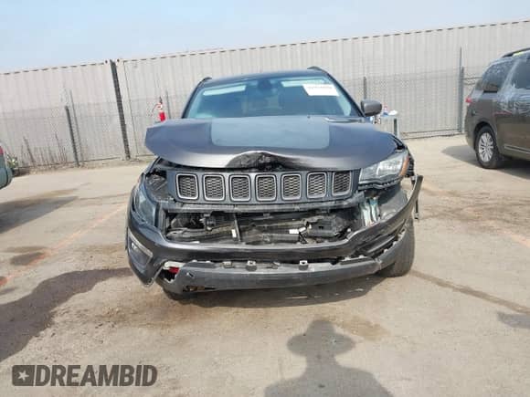 2019 Jeep Compass Trailhawk с VIN 3C4NJDDB4KT721966, выставлен на аукционе IAAI как лот 42974898 с пробегом 119 602 миль миль и . История ставок и продаж доступна на DreamBid. Изображение 12.