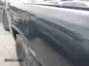 2000 Chevrolet Silverado 1500 z VIN 1GCEC14T7YZ313576, wystawiony jako IAAI lot #42131120 z przebiegiem 305 082 mil mil oraz . Historia ofert i sprzedaży dostępna na DreamBid. Obrazek 14.