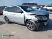 2017 Nissan Pathfinder SV z VIN 5N1DR2MN9HC662335, wystawiony jako IAAI lot #42866273 z przebiegiem 99 309 mil mil oraz . Historia ofert i sprzedaży dostępna na DreamBid. Obrazek 1.