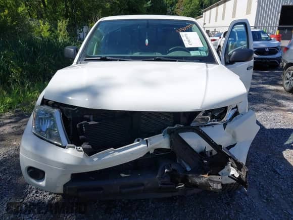 2019 Nissan Frontier SV with VIN 1N6AD0EV2KN873538, listed as a IAAI auction lot 43003970 with 90,588 mi miles and . Bid and sale history available at DreamBid. Image 6.