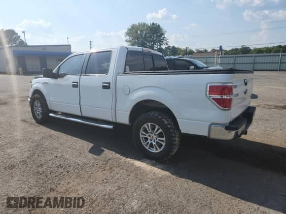 2012 Ford F-150 XLT с VIN 1FTFW1CF9CKD67440, выставлен на аукционе Copart как лот 81145625 с пробегом 178 475 миль миль и Списание • Salvage title. История ставок и продаж доступна на DreamBid. Изображение 2.