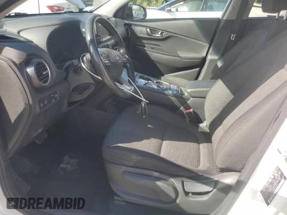 2021 Hyundai Kona SEL with VIN KM8K23AG6MU128169, listed as a Copart auction lot 84478165 with 124,196 mi miles and Clean title. Bid and sale history available at DreamBid. Image 7.