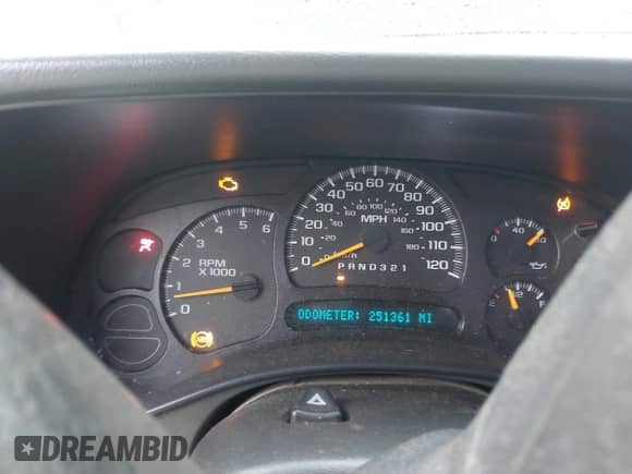 2007 GMC Sierra 1500 SLE1 with VIN 2GTEC13Z771108482, listed as a IAAI auction lot 42102302 with 251,361 mi miles and . Bid and sale history available at DreamBid. Image 7.