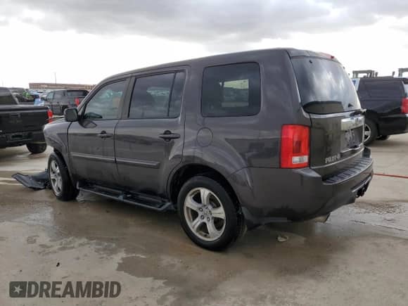2014 Honda Pilot EX-L with VIN 5FNYF3H68EB001658, listed as a Copart auction lot 47936035 with 197,431 mi miles and Salvage title. Bid and sale history available at DreamBid. Image 2.