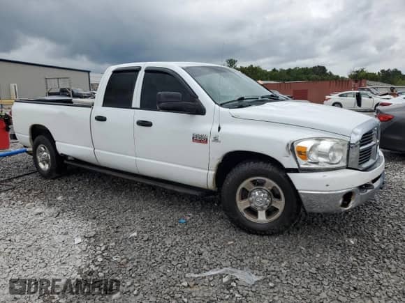 2009 Dodge 2500 SLT z VIN 3D7KR28L19G542702, wystawiony jako Copart lot #68339415 z przebiegiem 163 264 mil mil oraz Szkoda całkowita • Salvage title. Historia ofert i sprzedaży dostępna na DreamBid. Obrazek 4.