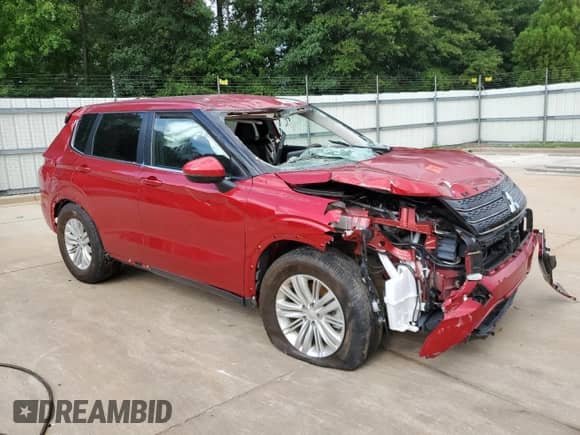 2024 Mitsubishi Outlander ES with VIN JA4J3UA82RZ005310, listed as a Copart auction lot 63404825 with 20,196 mi miles and Clean title. Bid and sale history available at DreamBid. Image 4.