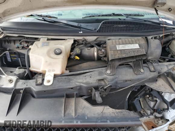 2008 Chevrolet Express Cargo z VIN 1GCFG15X381100357, wystawiony jako Copart lot #45033105 z przebiegiem 72 226 mil mil oraz Szkoda całkowita • Salvage title. Historia ofert i sprzedaży dostępna na DreamBid. Obrazek 12.
