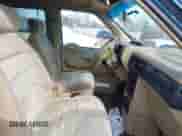 1992 Dodge Caravan с VIN 2B4GH55R1NR779706, выставлен на аукционе IAAI как лот 41755536 с пробегом 113 488 миль миль и . История ставок и продаж доступна на DreamBid. Изображение 5.