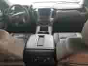 2018 Chevrolet Suburban LT с VIN 1GNSKHKC8JR116009, выставлен на аукционе Copart как лот 84592355 с пробегом 167 158 миль миль и Списание • Salvage title. История ставок и продаж доступна на DreamBid. Изображение 8.