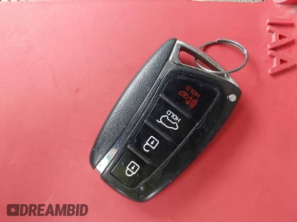 2018 Hyundai Santa Fe Ultimate with VIN 5XYZWDLA5JG522703, listed as a IAAI auction lot 42377253 with 143,116 mi miles and . Bid and sale history available at DreamBid. Image 11.