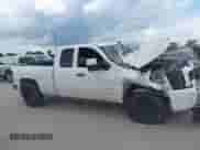 2010 Chevrolet Silverado 1500 LS с VIN 1GCSCREAXAZ191610, выставлен на аукционе IAAI как лот 42647184 с пробегом 226 833 миль миль и . История ставок и продаж доступна на DreamBid. Изображение 13.