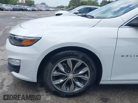 2022 Chevrolet Malibu LT z VIN 1G1ZD5ST9NF114429, wystawiony jako IAAI lot #43181784 z przebiegiem 84 791 mil mil oraz . Historia ofert i sprzedaży dostępna na DreamBid. Obrazek 17.