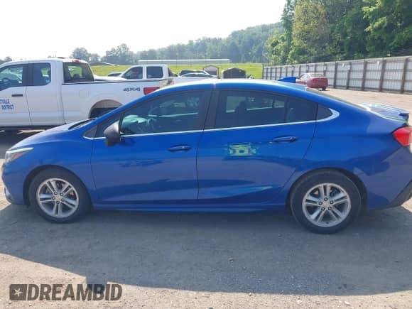 2018 Chevrolet Cruze LT with VIN 1G1BE5SM4J7193259, listed as a IAAI auction lot 42411924 with 103,816 mi miles and . Bid and sale history available at DreamBid. Image 14.