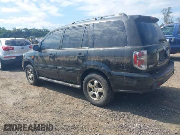 2006 Honda Pilot EX-L z VIN 2HKYF18796H515650, wystawiony jako IAAI lot #43214075 z przebiegiem 217 392 mil mil oraz . Historia ofert i sprzedaży dostępna na DreamBid. Obrazek 3.