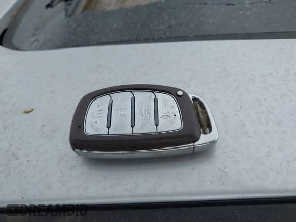 2019 Hyundai Elantra Value Edition z VIN KMHD84LF5KU851607, wystawiony jako IAAI lot #42198149 z przebiegiem 69 342 mil mil oraz . Historia ofert i sprzedaży dostępna na DreamBid. Obrazek 11.