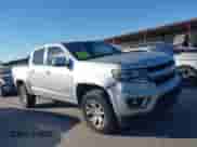2018 Chevrolet Colorado 2WD LT z VIN 1GCGSCEN7J1176375, wystawiony jako IAAI lot #43423153 z przebiegiem 128 301 mil mil oraz . Historia ofert i sprzedaży dostępna na DreamBid. Obrazek 13.