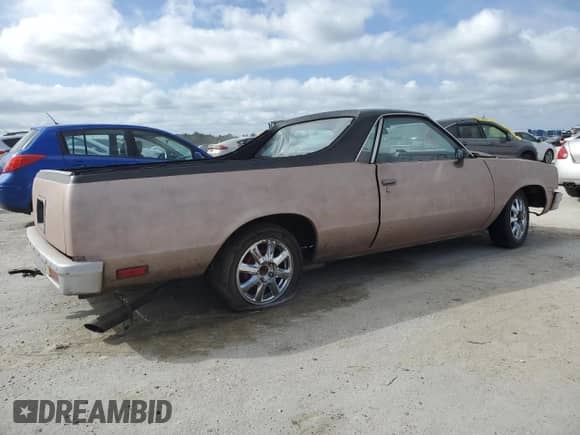 1982 Chevrolet El Camino с VIN 1GCCW80HXCR198571, выставлен на аукционе Copart как лот 77004474 с пробегом 70 899 миль миль и Списание • Salvage title. История ставок и продаж доступна на DreamBid. Изображение 3.