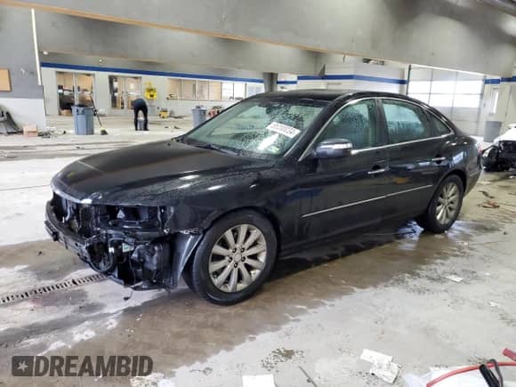 2010 Hyundai Azera Limited с VIN KMHFC4DF1AA450576, выставлен на аукционе Copart как лот 85300034 с пробегом 161 877 миль миль и Списание • Salvage title. История ставок и продаж доступна на DreamBid. Изображение 1.