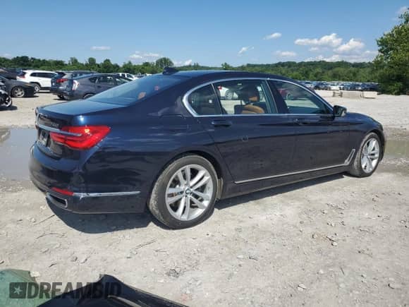 2017 BMW 7 Series ALPINA B7 xDrive с VIN WBA7F2C3XHG423179, выставлен на аукционе Copart как лот 68339555 с пробегом 55 399 миль миль и Списание • Salvage title. История ставок и продаж доступна на DreamBid. Изображение 3.