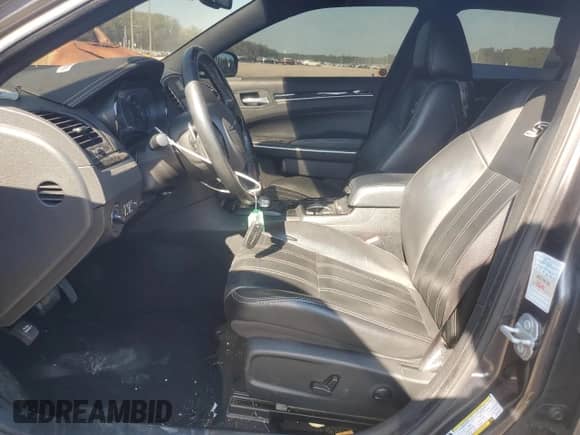 2022 Chrysler 300 S with VIN 2C3CCABG1NH184425, listed as a Copart auction lot 71612115 with 74,548 mi miles and Salvage title. Bid and sale history available at DreamBid. Image 7.