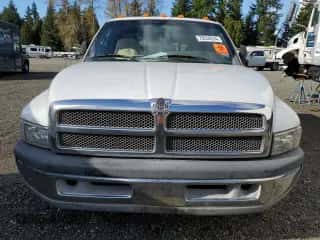 1999 Dodge 3500 с VIN 1B7MC33W7XJ610508, выставлен на аукционе Copart как лот 75534914 с пробегом Не указан миль и Чистый • Clean title. История ставок и продаж доступна на DreamBid. Изображение 5.