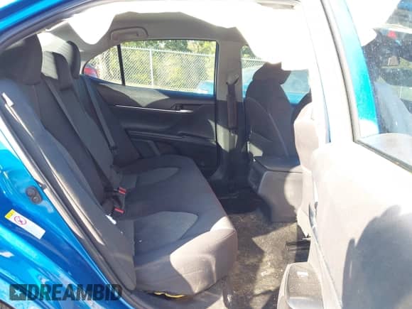 2019 Toyota Camry SE z VIN 4T1B11HK3KU227689, wystawiony jako IAAI lot #43454707 z przebiegiem 48 165 mil mil oraz . Historia ofert i sprzedaży dostępna na DreamBid. Obrazek 8.