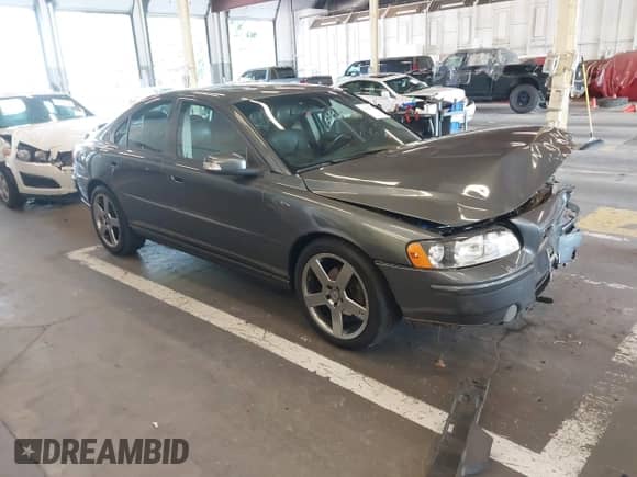 2008 Volvo S60 2.5T с VIN YV1RS592982670370, выставлен на аукционе IAAI как лот 42795634 с пробегом Не указан миль и . История ставок и продаж доступна на DreamBid. Изображение 1.