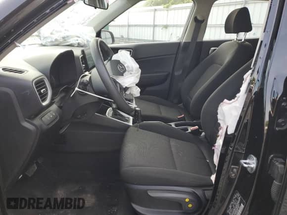 2021 Hyundai Venue SE with VIN KMHRB8A30MU069323, listed as a Copart auction lot 68531914 with 59,533 mi miles and Salvage title. Bid and sale history available at DreamBid. Image 7.