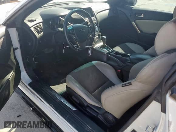 2013 Hyundai Genesis Coupe Premium with VIN KMHHT6KD3DU103596, listed as a Copart auction lot 67184285 with 138,739 mi miles and Clean title. Bid and sale history available at DreamBid. Image 8.
