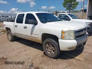 2008 Chevrolet Silverado 1500 LTZ с VIN 3GCEK133X8G314287, выставлен на аукционе IAAI как лот 42970508 с пробегом 226 371 миль миль и . История ставок и продаж доступна на DreamBid. Изображение 1.