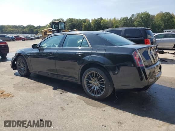 2013 Chrysler 300 C John Varvatos Limited Edition с VIN 2C3CCADGXDH727413, выставлен на аукционе Copart как лот 81401915 с пробегом 222 083 миль миль и Списание • Salvage title. История ставок и продаж доступна на DreamBid. Изображение 2.