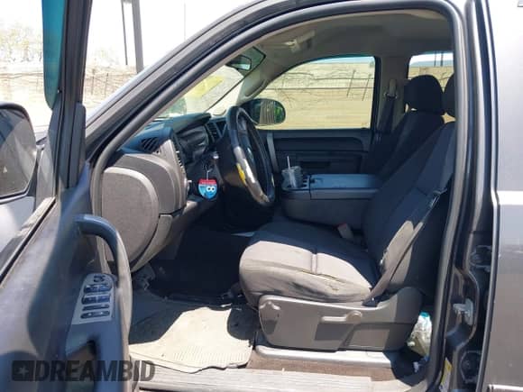 2011 Chevrolet Silverado 1500 LT с VIN 3GCPCSEA3BG117041, выставлен на аукционе IAAI как лот 41996824 с пробегом 259 389 миль миль и . История ставок и продаж доступна на DreamBid. Изображение 5.
