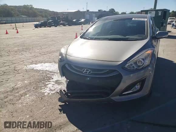 2013 Hyundai Elantra z VIN KMHD35LE6DU036959, wystawiony jako Copart lot #86460415 z przebiegiem 103 382 mil mil oraz Szkoda całkowita • Salvage title. Historia ofert i sprzedaży dostępna na DreamBid. Obrazek 14.