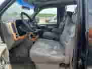 2000 Chevrolet Express Cargo YF7 z VIN 1GBFG15R9Y1170094, wystawiony jako Copart lot #59814765 z przebiegiem 269 770 mil mil oraz Nie do naprawy • Non repairable. Historia ofert i sprzedaży dostępna na DreamBid. Obrazek 7.