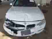 2016 BMW 4 Series 435i xDrive z VIN WBA4B3C59GG527716, wystawiony jako IAAI lot #42562148 z przebiegiem 73 548 mil mil oraz . Historia ofert i sprzedaży dostępna na DreamBid. Obrazek 6.