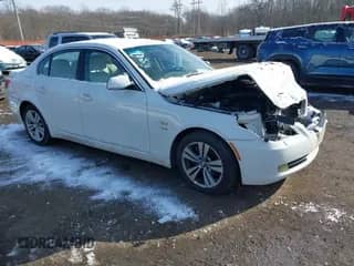 2009 BMW 5 Series 528i xDrive с VIN WBANV13579C152810, выставлен на аукционе IAAI как лот 41371250 с пробегом 143 010 миль миль и . История ставок и продаж доступна на DreamBid. Изображение 1.