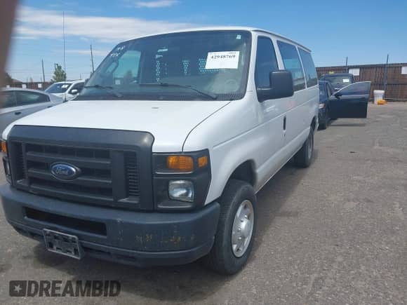 2009 Ford Econoline Cargo Commercial с VIN 1FTNE14W39DA67807, выставлен на аукционе IAAI как лот 42948769 с пробегом 127 827 миль миль и . История ставок и продаж доступна на DreamBid. Изображение 12.