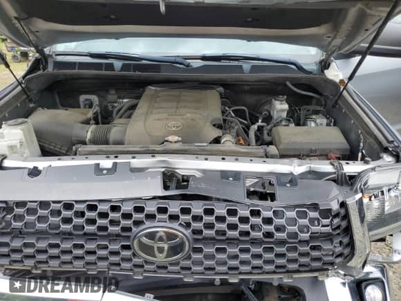 2019 Toyota Tundra SR с VIN 5TFUM5F17KX080894, выставлен на аукционе Copart как лот 63861345 с пробегом 114 288 миль миль и Списание • Salvage title. История ставок и продаж доступна на DreamBid. Изображение 11.