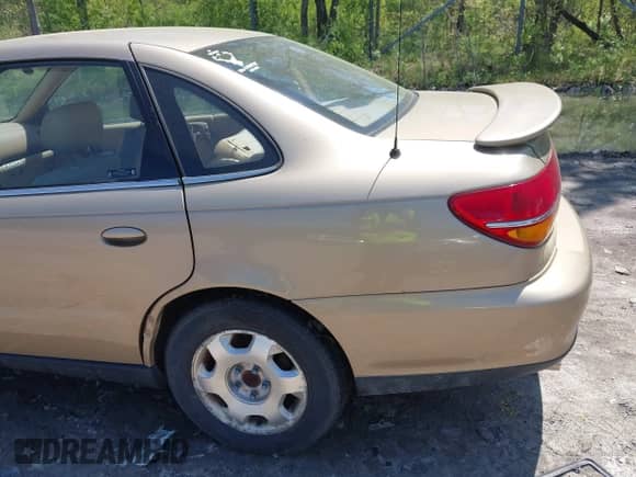 2001 Saturn LS с VIN 1G8JW52R81Y564763, выставлен на аукционе IAAI как лот 42232612 с пробегом 265 314 миль миль и . История ставок и продаж доступна на DreamBid. Изображение 6.