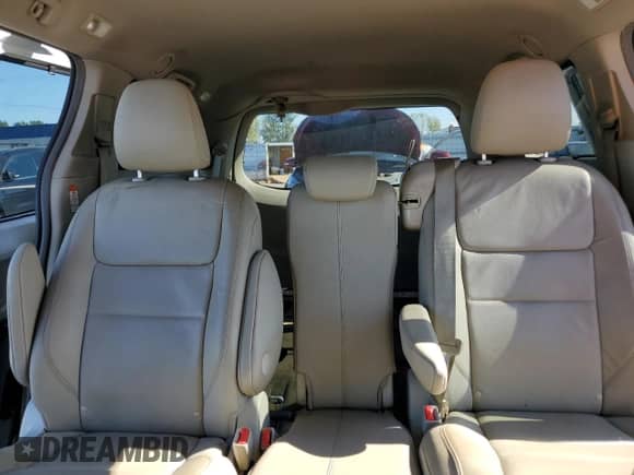 2017 Toyota Sienna XLE with VIN 5TDYZ3DC8HS789988, listed as a Copart auction lot 85594315 with 96,542 mi miles and Salvage title. Bid and sale history available at DreamBid. Image 10.