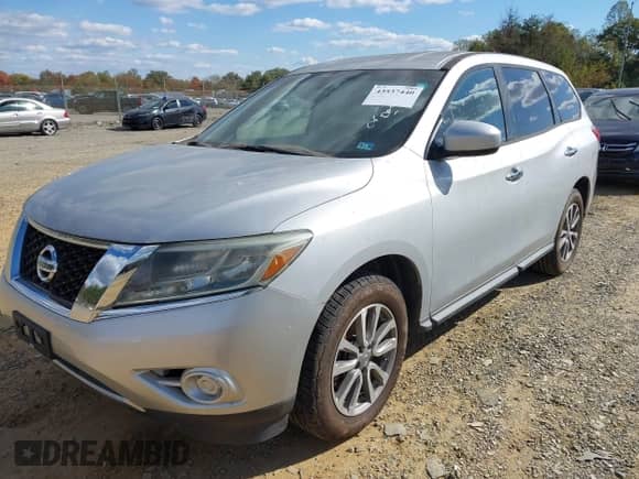 2013 Nissan Pathfinder SV с VIN 5N1AR2MNXDC635755, выставлен на аукционе IAAI как лот 43537440 с пробегом 127 744 миль миль и . История ставок и продаж доступна на DreamBid. Изображение 2.