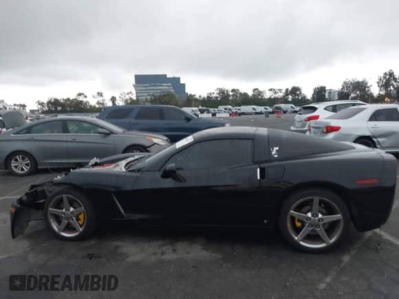 2006 Chevrolet Corvette с VIN 1G1YY26U265114815, выставлен на аукционе IAAI как лот 43363827 с пробегом 181 713 миль миль и . История ставок и продаж доступна на DreamBid. Изображение 14.