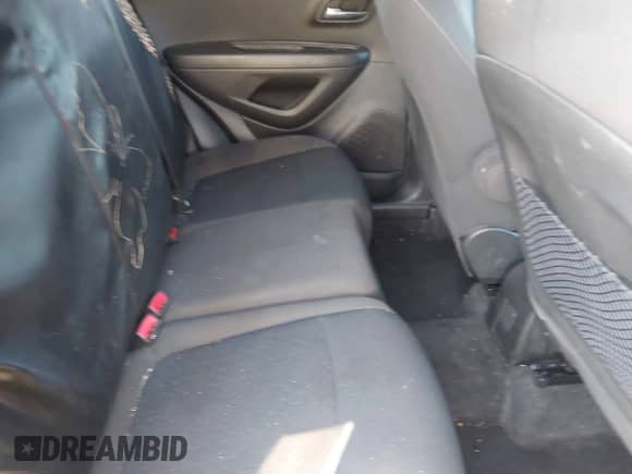 2021 Chevrolet Trax LS с VIN KL7CJKSB8MB301613, выставлен на аукционе IAAI как лот 42526045 с пробегом 51 127 миль миль и . История ставок и продаж доступна на DreamBid. Изображение 8.