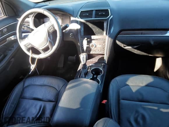 2018 Ford Explorer Limited z VIN 1FM5K8F83JGB14669, wystawiony jako Copart lot #82631515 z przebiegiem 79 251 mil mil oraz Szkoda całkowita • Salvage title. Historia ofert i sprzedaży dostępna na DreamBid. Obrazek 8.