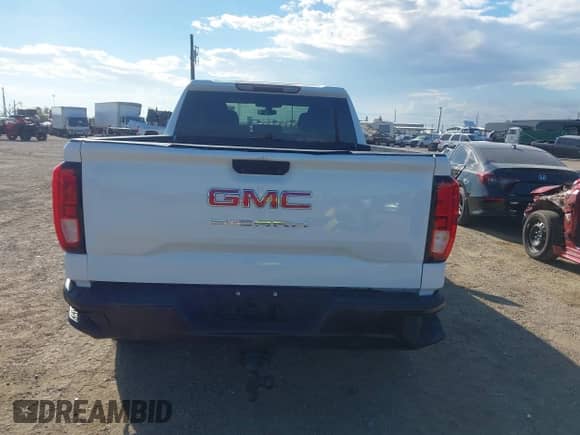 2019 GMC Sierra 1500 with VIN 1GTR9AEF8KZ412178, listed as a IAAI auction lot 43422729 with 92,830 mi miles and . Bid and sale history available at DreamBid. Image 16.