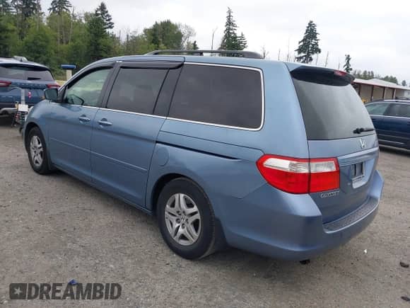 2006 Honda Odyssey EX z VIN 5FNRL38416B086145, wystawiony jako IAAI lot #42626011 z przebiegiem 240 382 mil mil oraz . Historia ofert i sprzedaży dostępna na DreamBid. Obrazek 3.