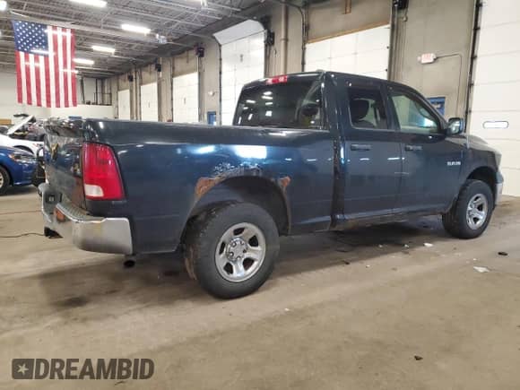 2010 Dodge 1500 ST z VIN 1D7RV1GP1AS142466, wystawiony jako Copart lot #62611305 z przebiegiem 283 255 mil mil oraz Czysty tytuł • Clean title. Historia ofert i sprzedaży dostępna na DreamBid. Obrazek 3.