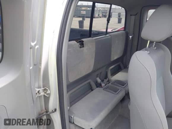 2005 Toyota Tacoma PreRunner с VIN 5TETU62N35Z121271, выставлен на аукционе IAAI как лот 43325048 с пробегом 334 492 миль миль и . История ставок и продаж доступна на DreamBid. Изображение 8.