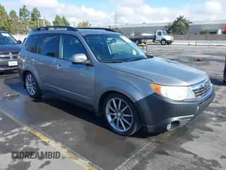 2009 Subaru Forester X with VIN JF2SH63699G733142, listed as a IAAI auction lot 43457077 with 371,634 mi miles and . Bid and sale history available at DreamBid. Image 1.